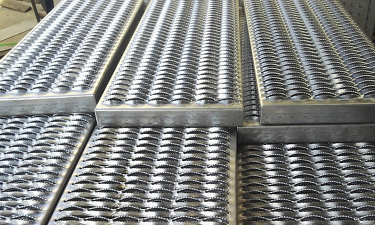 起鼓防滑板產(chǎn)品展示